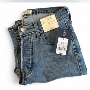 Universal Thread Mid-Rise 80’s Slim Light Wash Button Fly Jeans - NWT